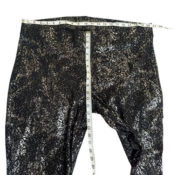 Torrid Premium Legging - Metallic Splatter Black Size 4X - Picture 5 of 12